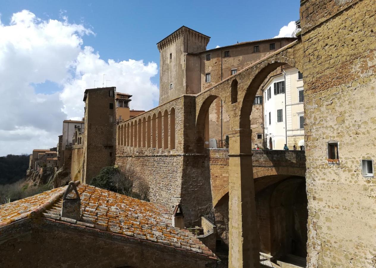 Residenza Pitigliano Gens Petilia - Nuova Gestione Hotel Екстериор снимка